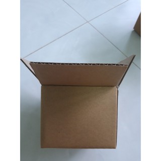 50 hộp10x10x08 (dài x rộng x cao)