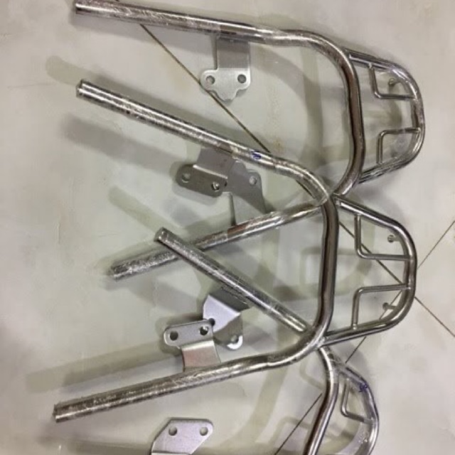 Cảng sau xe máy