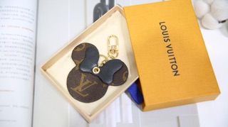 Móc khoá lv mickey fullbox