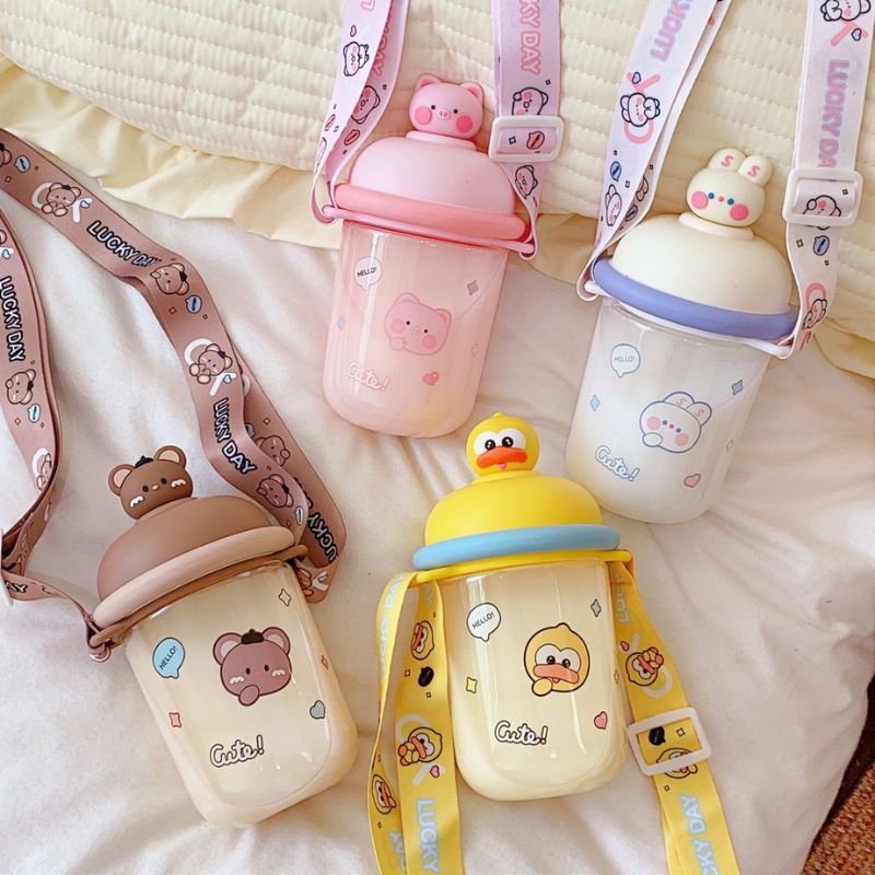 Bình nước hình thú kute nhiều hình kèm dây đeo 435ml dùng trong văn phòng đi chơi MIIBOOSHI D2.087.TR