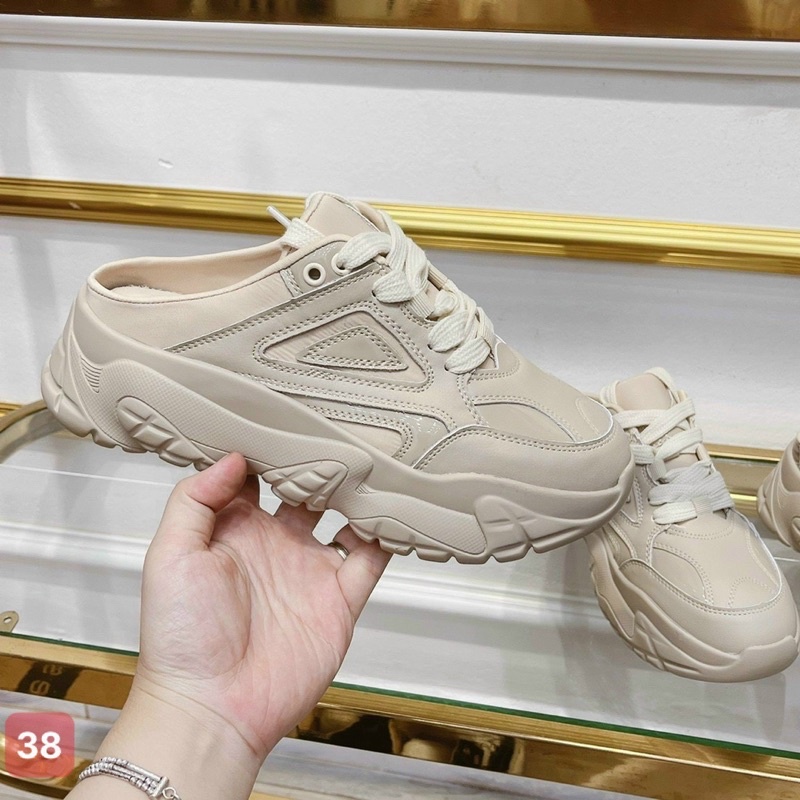 Sục thể thao hàng quảng châu