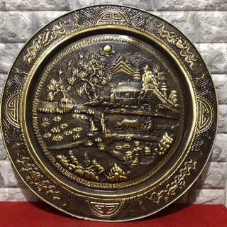 Tranh mâm đồng vàng chạm khảm tinh xảo – Đồng quê cấy cầy