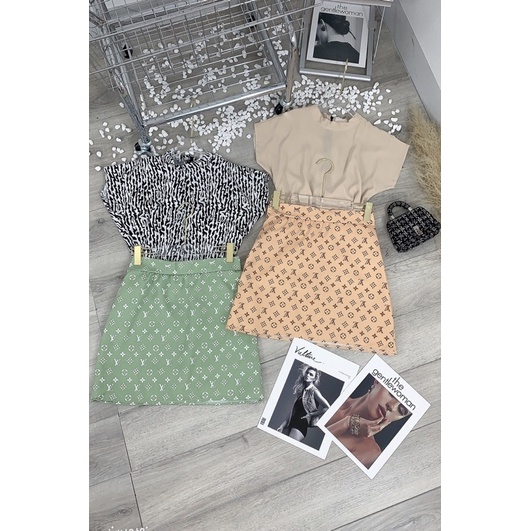 Set bộ áo cánh dơi bồng mix chân váy kaki