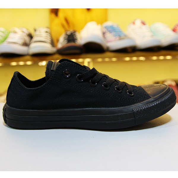 Giày Converse classic thấp cổ vải đen CTVD03