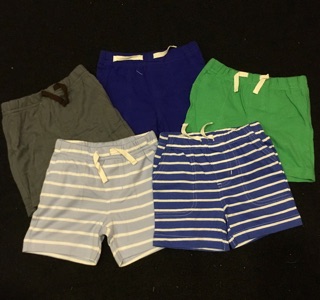 Quần short Old navy  hè cho bé trai bán set 5c .