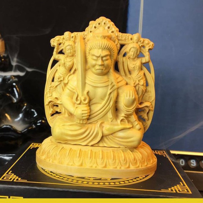 Tượng phật Bất Động Minh Vương -Tặng vòng đeo tay (để trên bàn lv với trên taplo ôtô ) -Hàng cao cấp