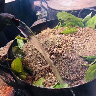 DUNG DỊCH VỆ SINH THẢO MỘC ĐÔNG Y