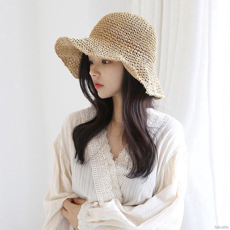 Nón cối đi biển hợp thời trang