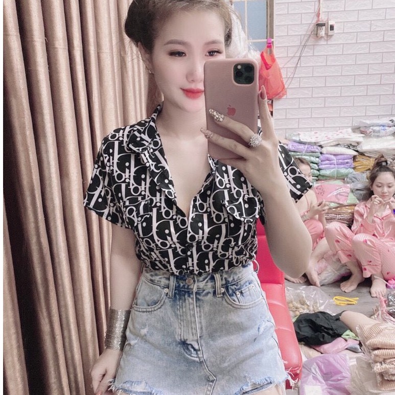 Áo sơ mi tay ngắn 2 túi ngực in chữ nhiểu cực xinh , chất kate lụa mềm mịn ( ảnh thật )