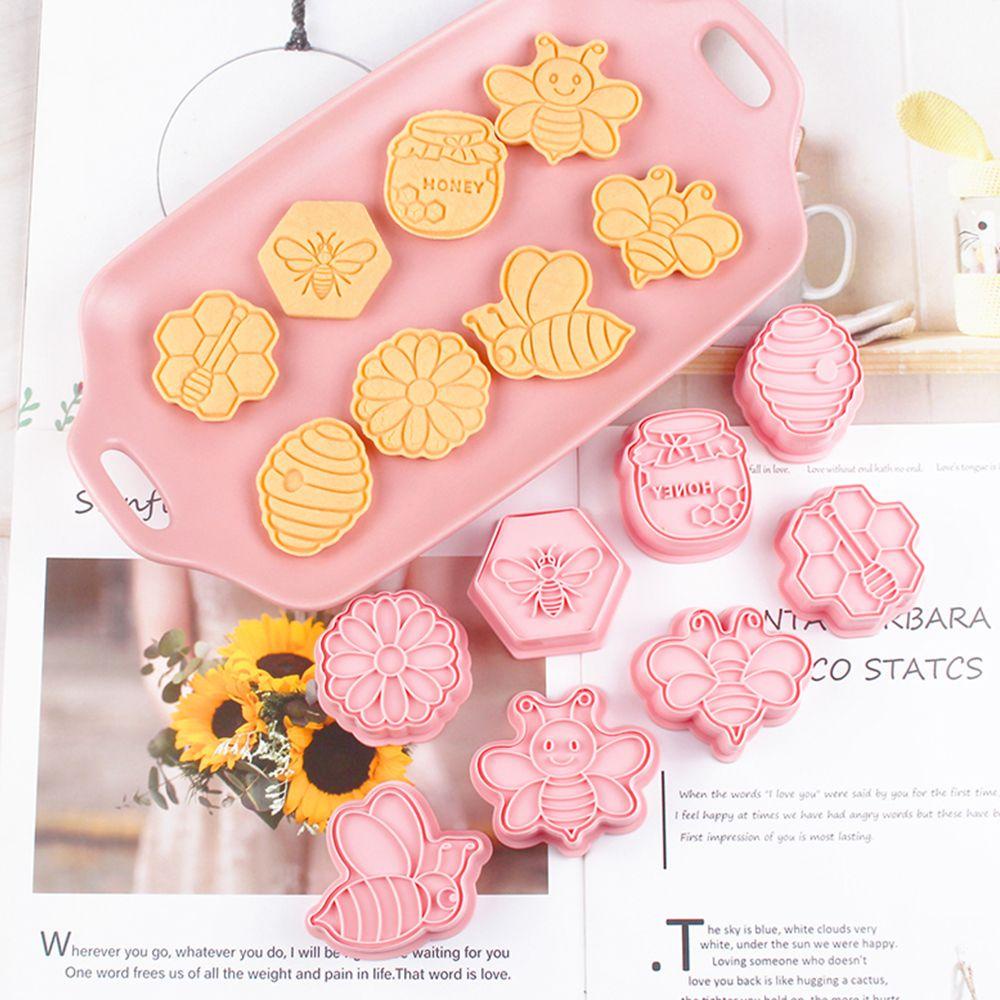 Set 8 Khuôn Nhấn Làm Bánh Quy Hình Mật Ong 3D Trang Trí Nhà Cửa