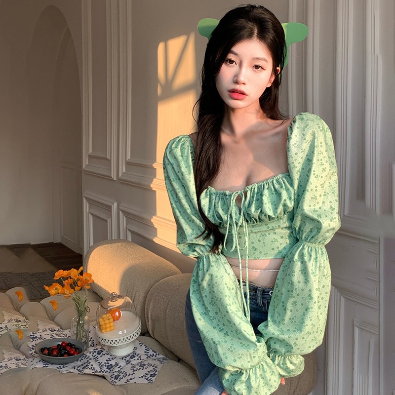 Áo Croptop Tay Dài Cổ Vuông Phối Bèo Họa Tiết Hoa Thời Trang Mùa Thu Cho Nữ