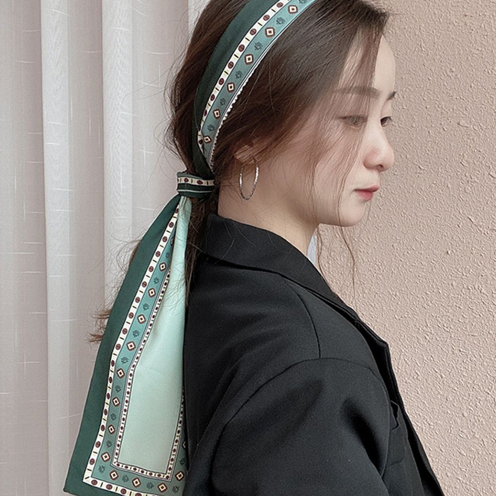 Khăn choàng cổ bằng lụa dài in chữ phong cách Hàn Quốc cổ điển thời trang đa năng cho nữ