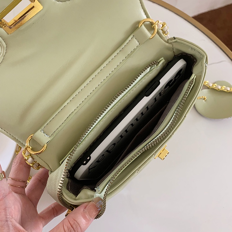 Túi IELGY đeo chéo hình vuông cỡ nhỏ màu xanh lá phối dây đeo sợi xích thời trang cho nữ