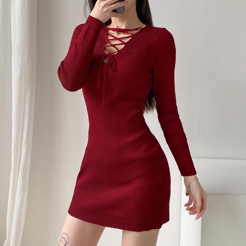 Đầm body đỏ đan ngực Quảng Châu