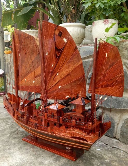 Thuyền gỗ hương ngang 60cm