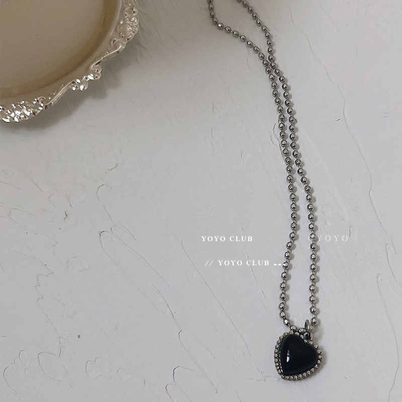 Dây Chuyền Mặt Hình Trái Tim Bằng Mã Não Kèm Dây Chất Liệu Thép Titan Cao Cấp Cho Nữ