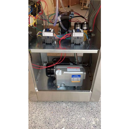 máy hút chân không DZ-400