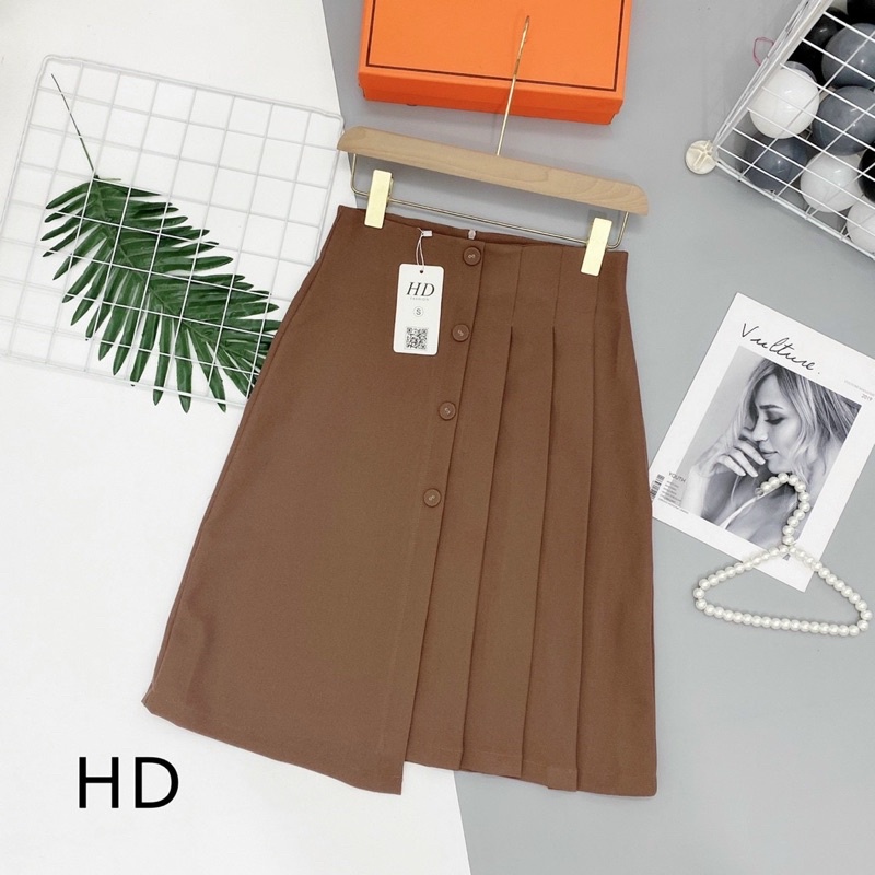 Chân váy xếp ly cúc