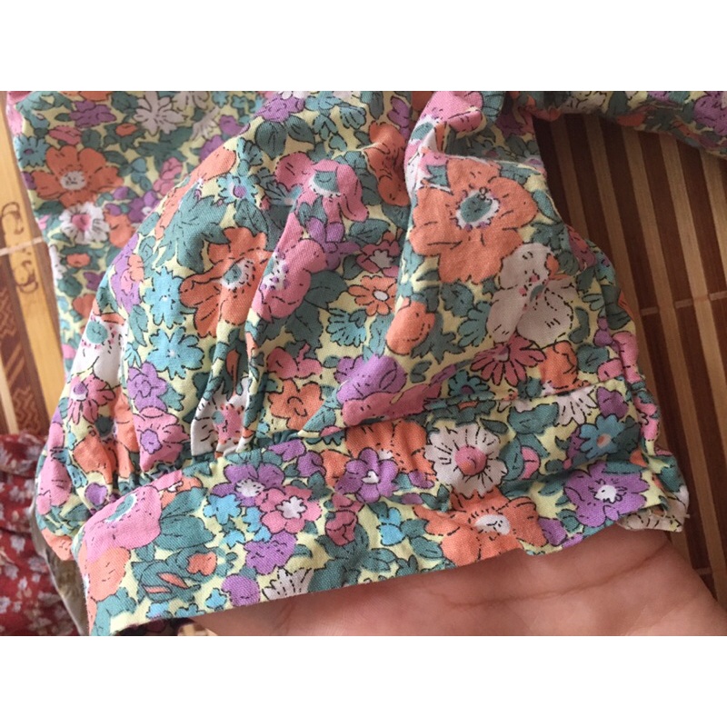 Áo hoa dáng peplum