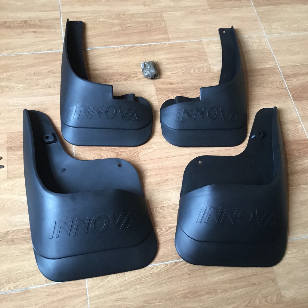 Bộ chắn bùn xe Toyota Innova đời 2009 đến 2011