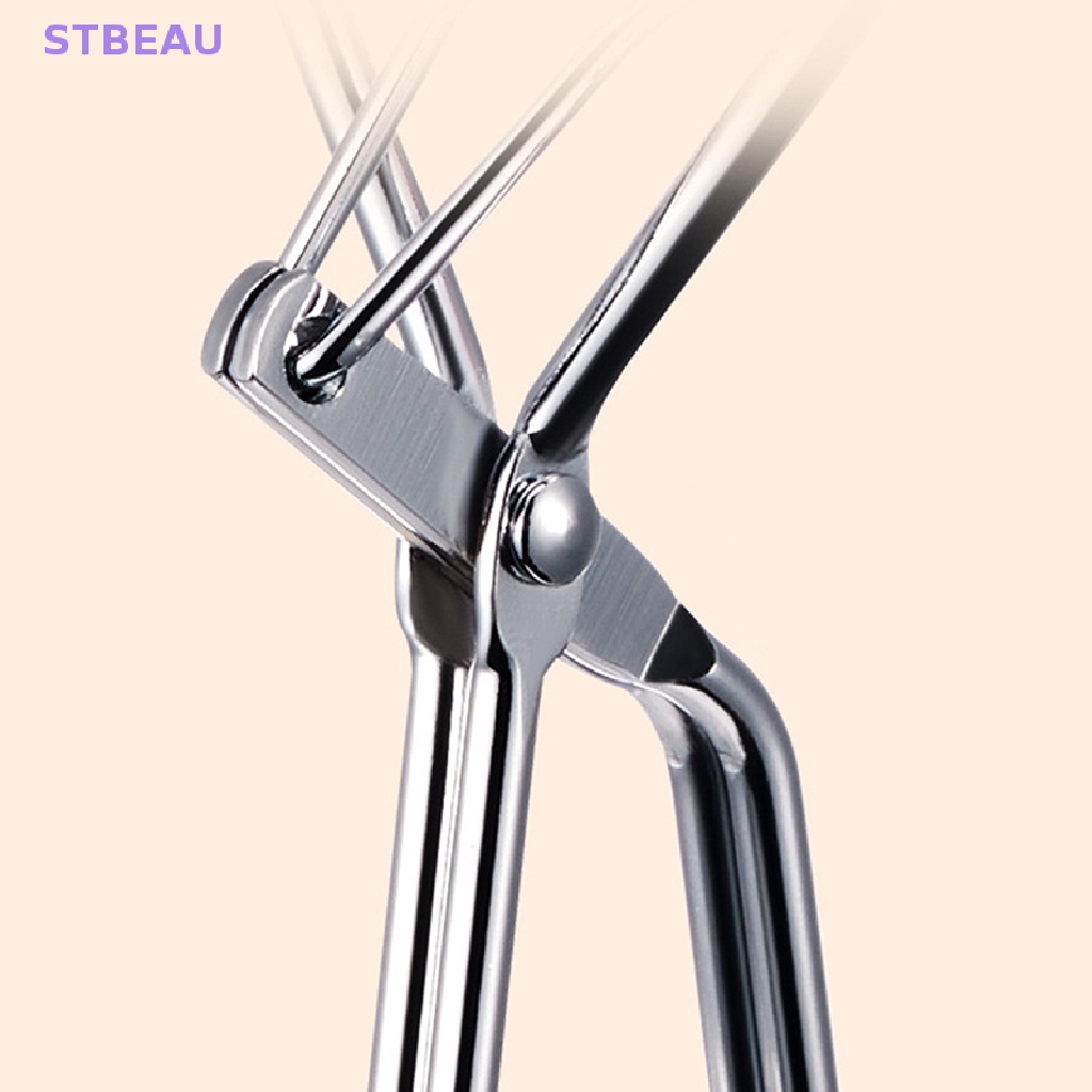 1 Dụng Cụ Bấm Cong Mi Tích Hợp Lược Tiện Dụng