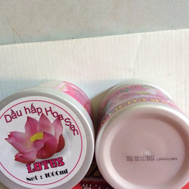 Kem ủ- hấp mượt tóc Hoa Sen 1000ml | BigBuy360 - bigbuy360.vn