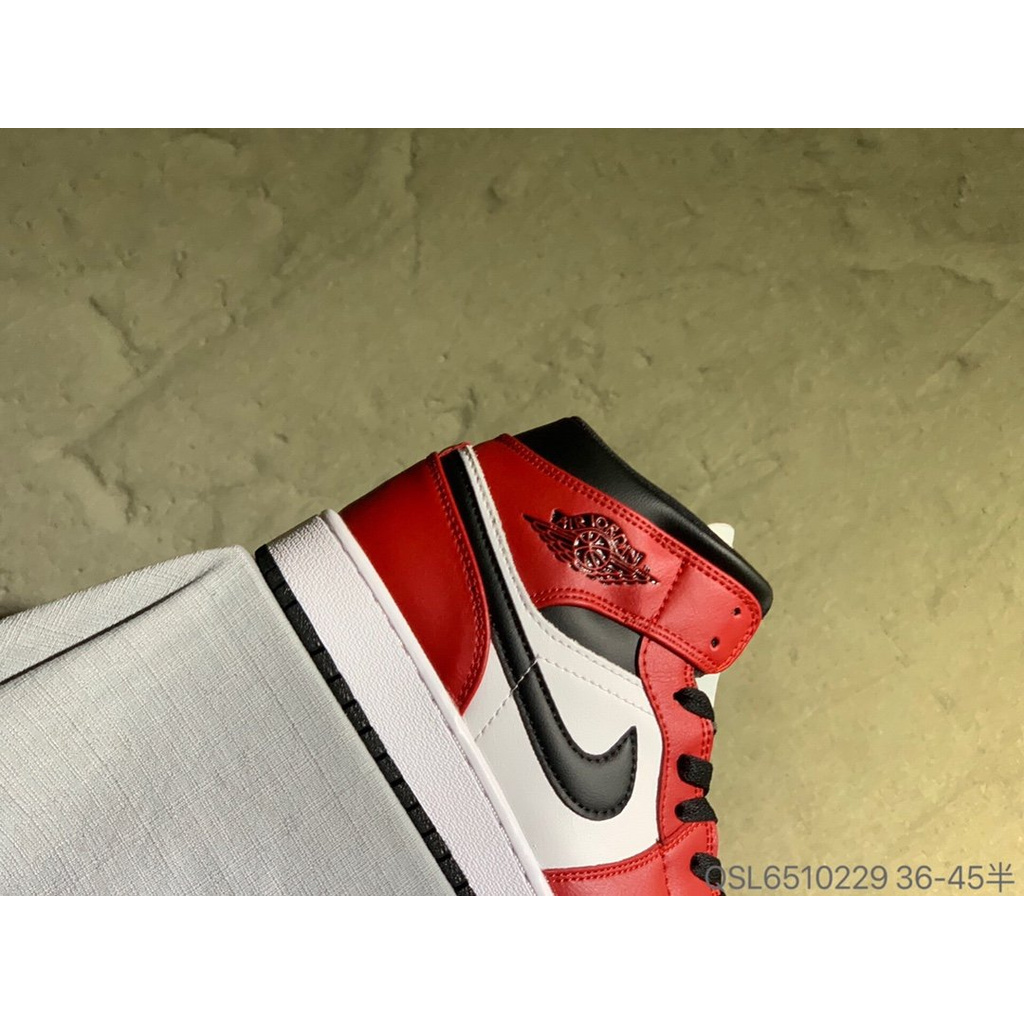 Giày Thể Thao Chơi Bóng Rổ Cổ Điển Size 36-45 Air Jordan 1