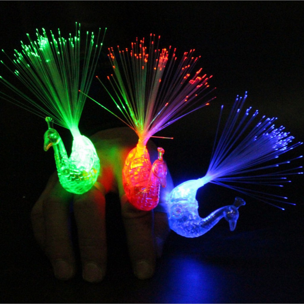Đồ chơi trẻ em - Nhẫn con công đèn LED 7 màu tuyệt đẹp ( Phát màu ngẫu nhiên )