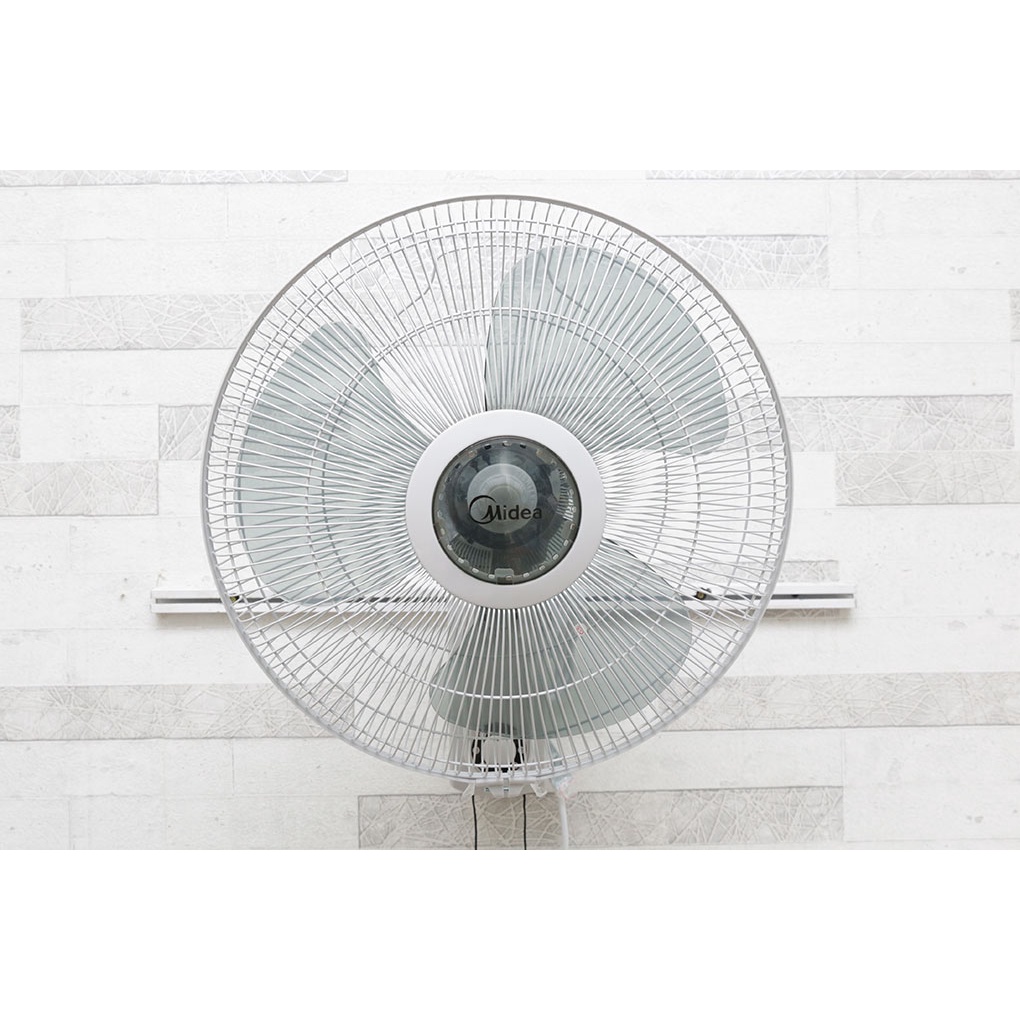 Quạt treo Midea FW40-6H, 3 cánh quạt có đường kính 40 cm