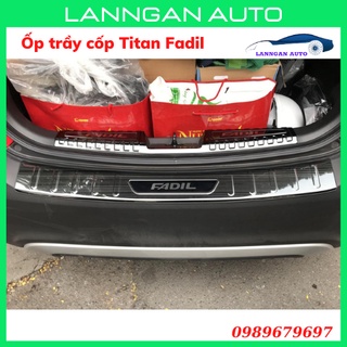 Ốp chống trầy cốp trong ngoài xe VinFast Fadil 2019-2021, chất liệu Titan cao cấp