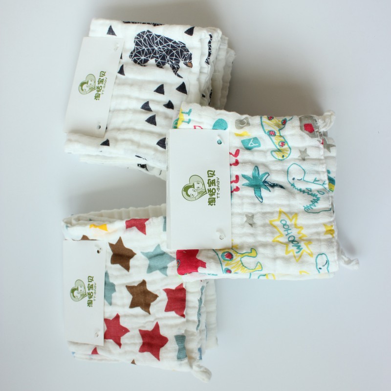 Set 3 yếm ăn dặm xinh xắn cho bé