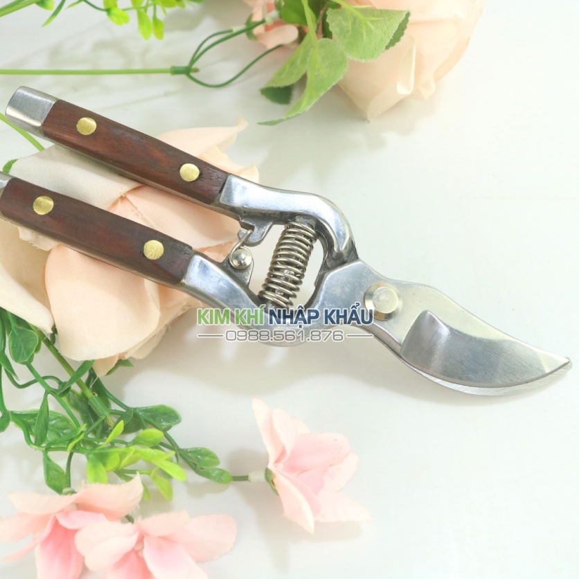 Kéo tỉa cây, kéo cắt tỉa cành thép trắng Nhật Bản - K84