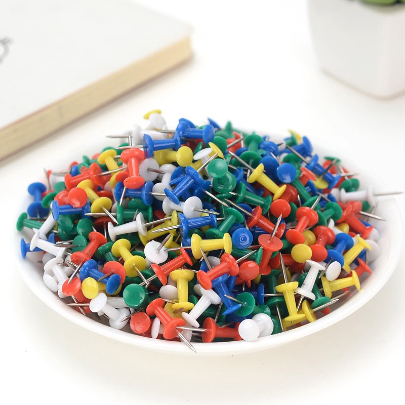 Set 100 chiếc đinh ghim bằng nhựa đầu hình tròn chuyên dùng để hỗ trợ trang trí tranh thủ công