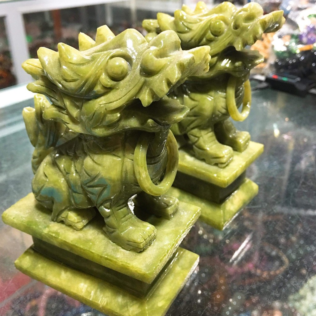 Tượng Kỳ Lân đá nguyên khối