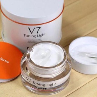 KEM V7 Toning Light HÀN QUỐC