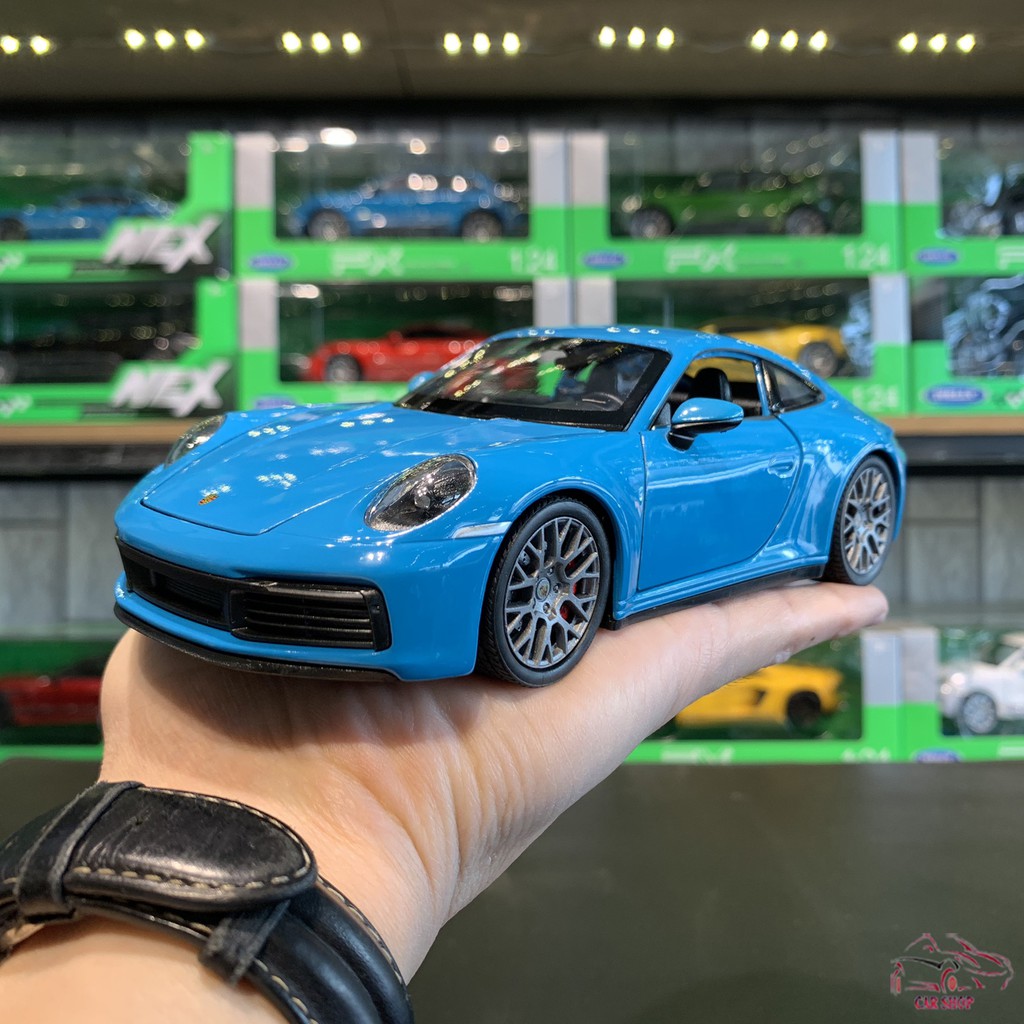 Mô hình xe ô tô Porsche 911 Carrera 4S Hãng Welly tỉ lệ 1:24