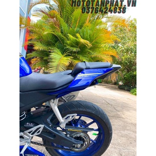 Ốp đuôi R1 cho R15v3