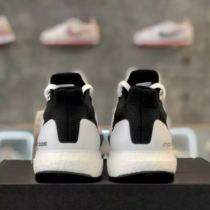 Giày chính hãng adidas Ultra Boost 1.0 DNA 'Cookise And Cream' - H68156