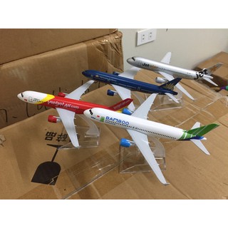 Mô hình máy bay Vietjet air 16cm