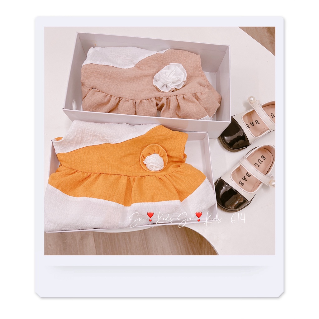 Váy dáng xòe bé gái, váy đũi xốp sát nách pha hoa ngực cho bé size 8-35kg