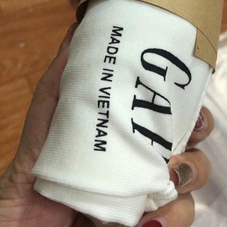 Áo phông GAP cổ tim (chất cotton 100%)