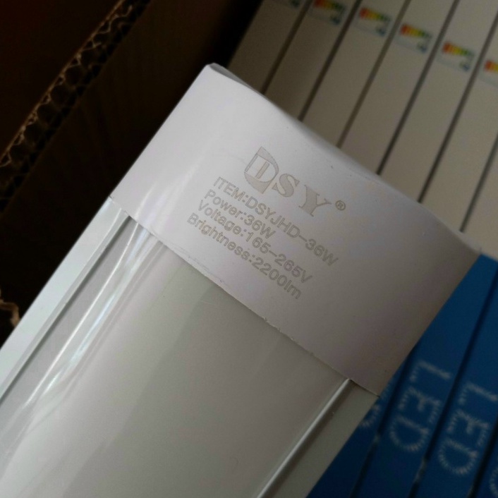 Bóng đèn led bán nguyệt 0.6m 1m2 siêu sáng