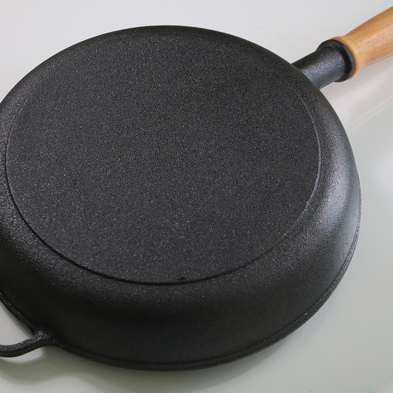 Chảo Gang dày tay cầm gỗ 22cm tôi dầu sẵn, chảo chiên rán, chảo nướng - bittet, chảo chống dính tự nhiên