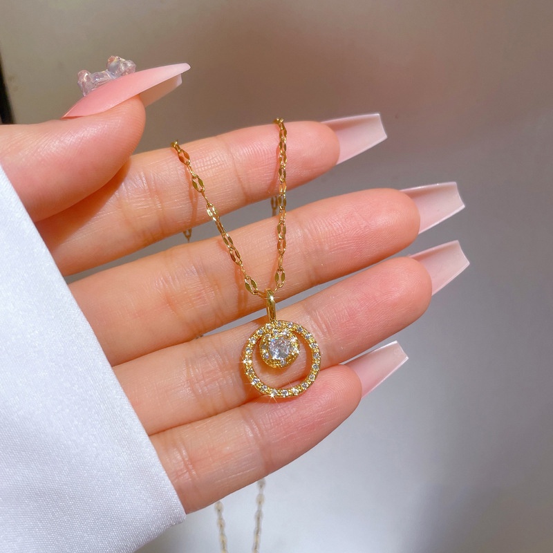 Dây Chuyền Bằng Thép Titan Đính Đá Zircon Phong Cách Sang Trọng