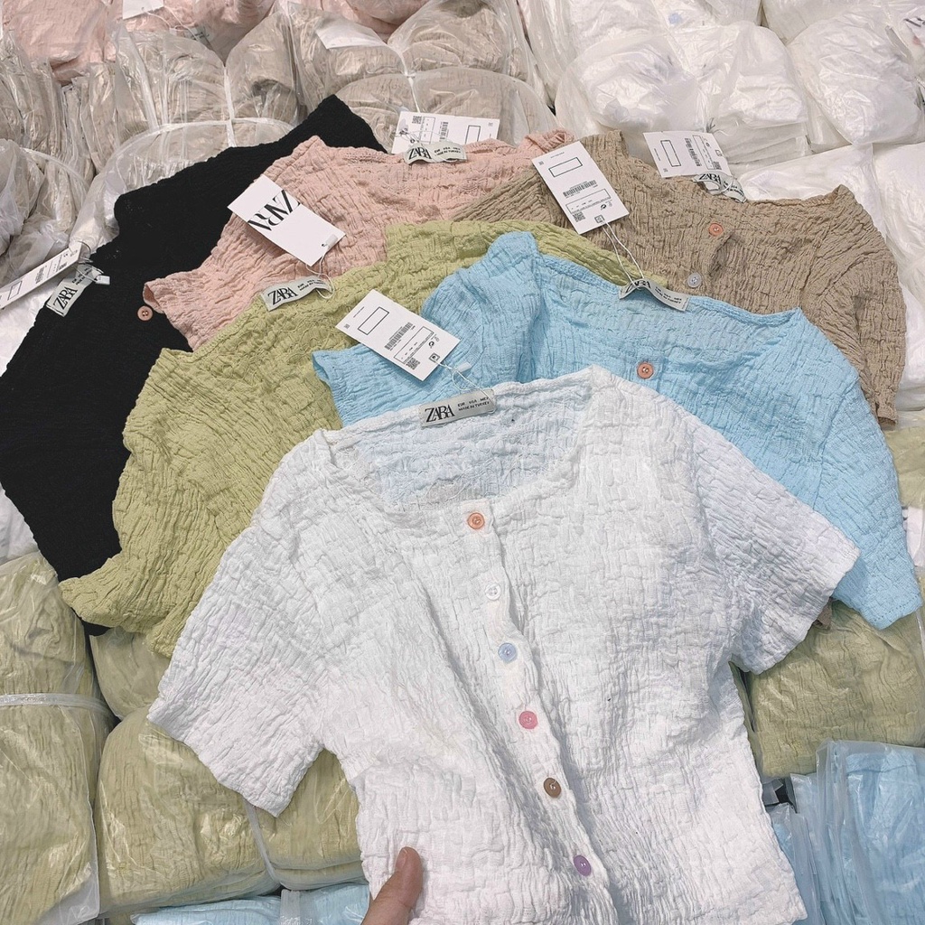 Áo kiểu tay ngắn cổ tròn phối nút nhiều màu chất đũi xốp co dãn form croptop ôm dáng - AO0158
