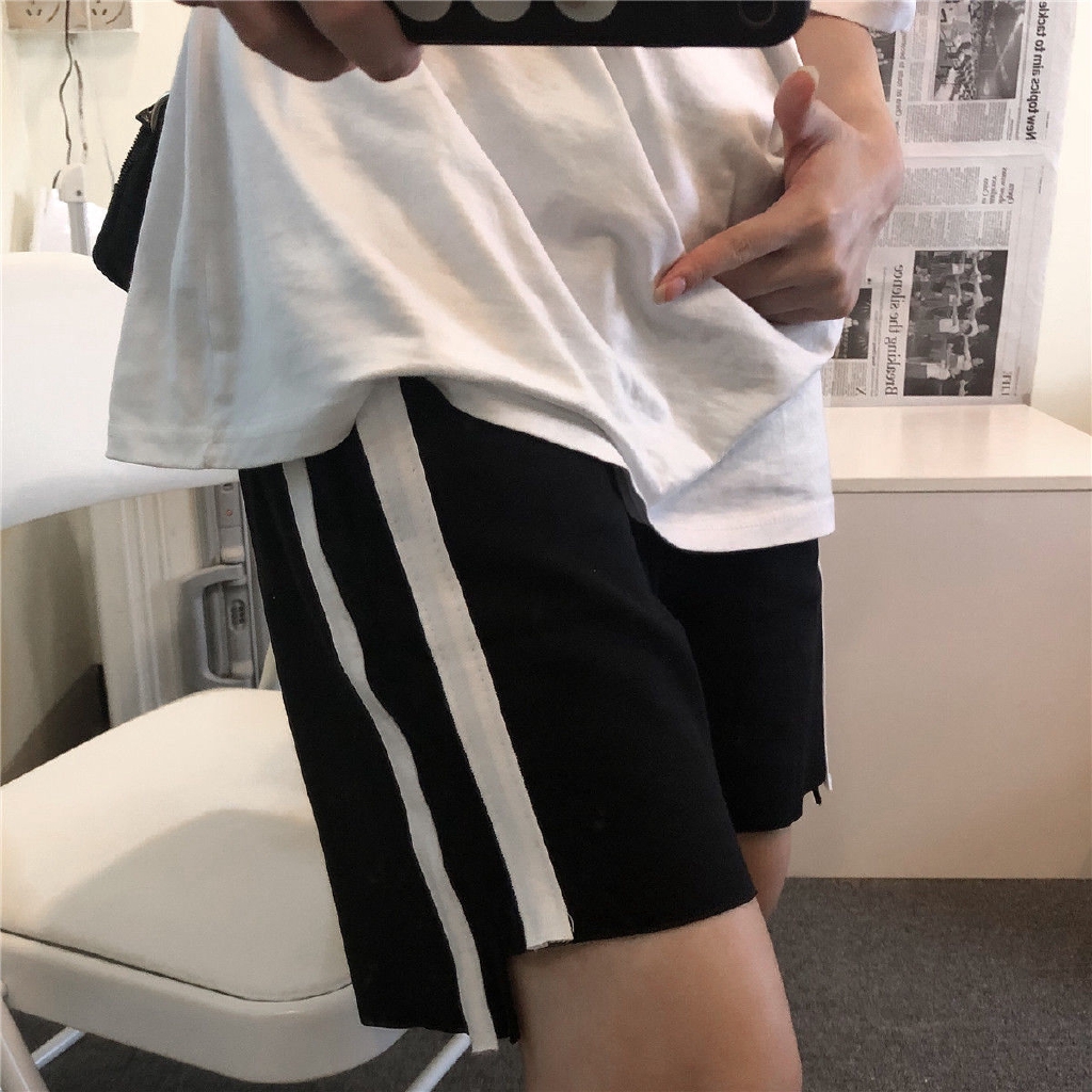 Quần Đùi Kiểu Dáng Đơn Giản Dễ Phối Đồ 239016Quần Short Ống Rộng Phối Túi Thời Trang Cho Nam Nữ