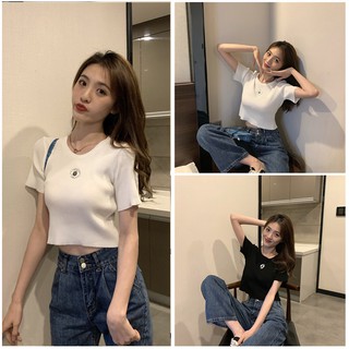 Áo croptop ngắn tay HOA CÚC ngực mát mịn