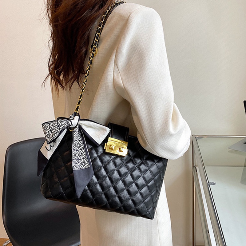 Túi Đeo Chéo Hình Vuông Cỡ Lớn Phối Dây Đeo Sợi Xích Thời Trang Cho Nữ