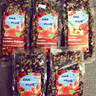 Trà hoa quả sấy khô tổng hợp 200g_ xách tay từ Đức