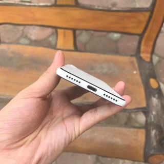 Dán skin trắng và Đen trơn bóng iphone 6/6s